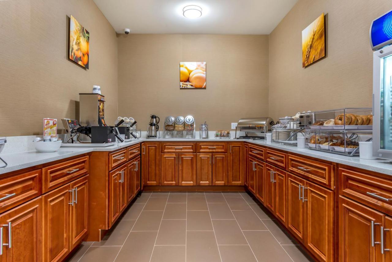 Comfort Inn Брюстер Екстер'єр фото